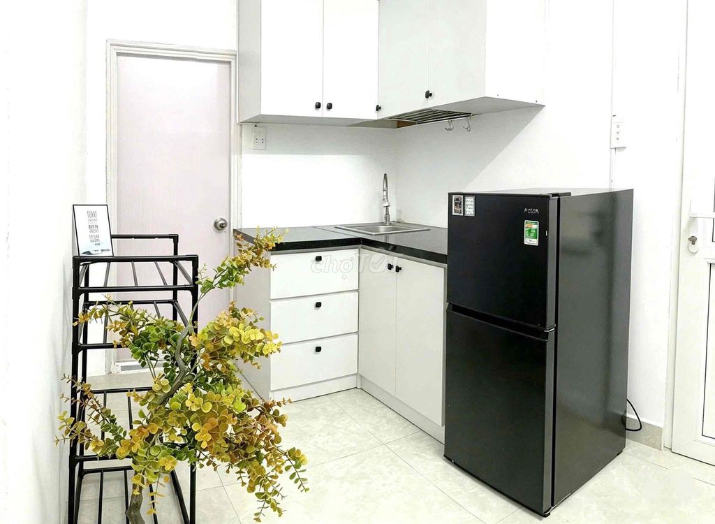 apartment 1 balcony bedroom watch room 24/7 The cool Trường Sa channel