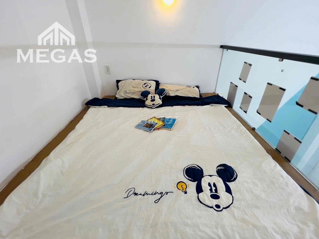 High guard, 24 hours security, super room.