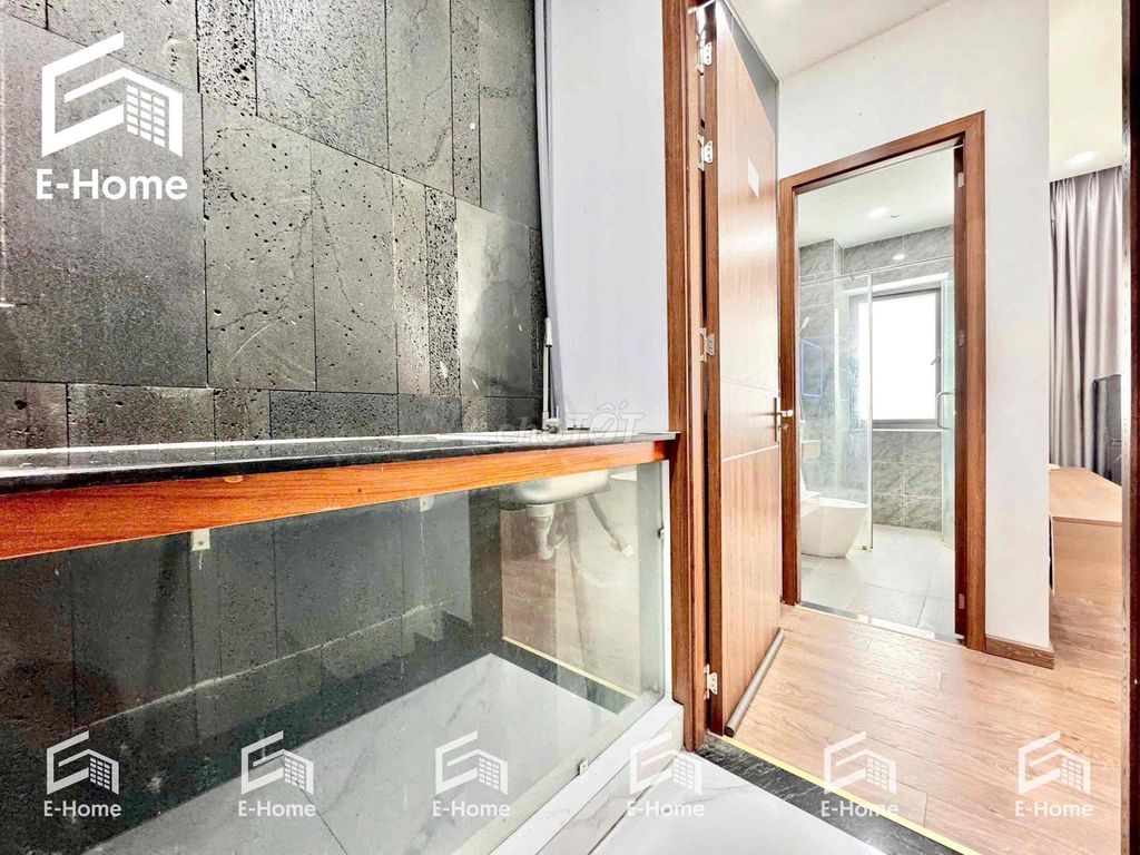 The master window interior is just Nguyễn Kiệm home park