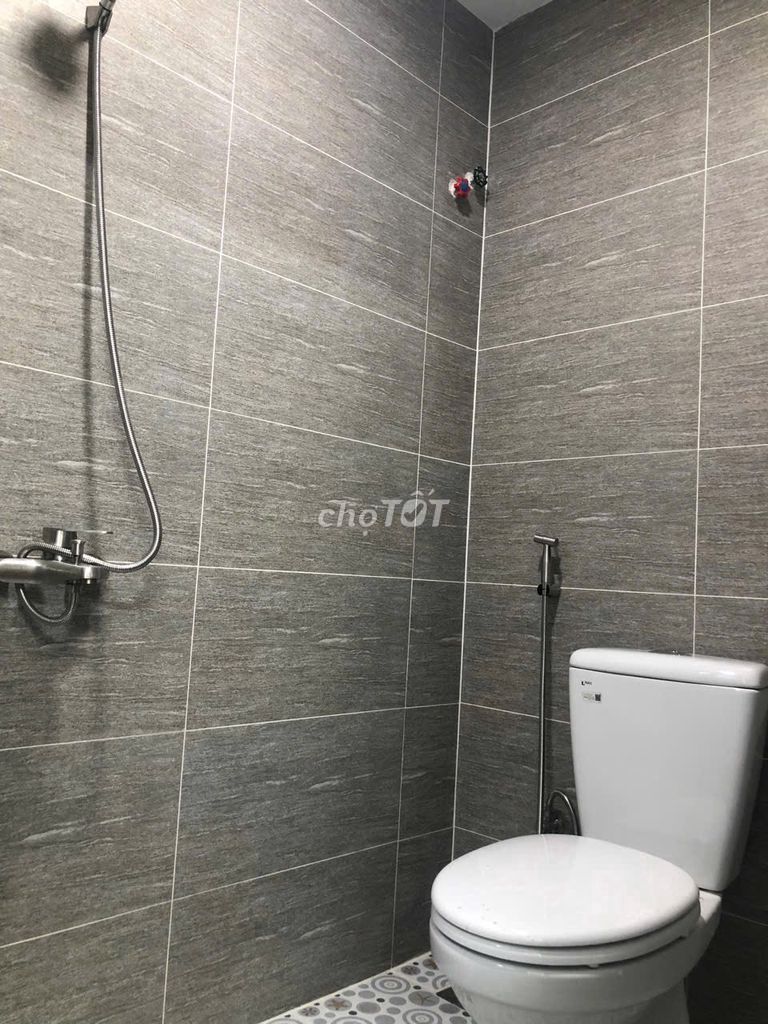 Rent a Nguyễn Hữu Tiến 4 x 20; cast a ground, a nice floor.
