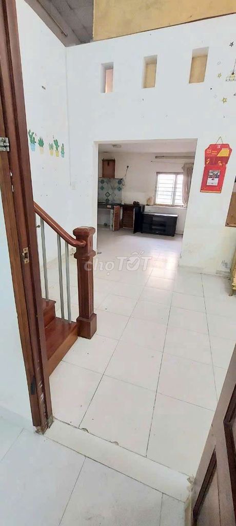 The original is cheap, 614 meters, attic, 3 bedrooms, 2 Phạm Văn Chiêu-770 9 toilets.