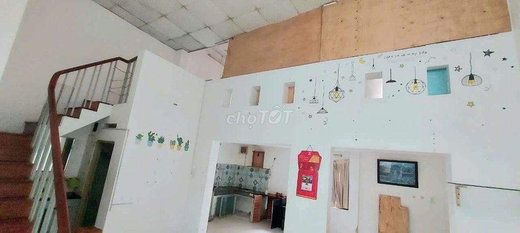 The original is cheap, 614 meters, attic, 3 bedrooms, 2 Phạm Văn Chiêu-770 9 toilets.