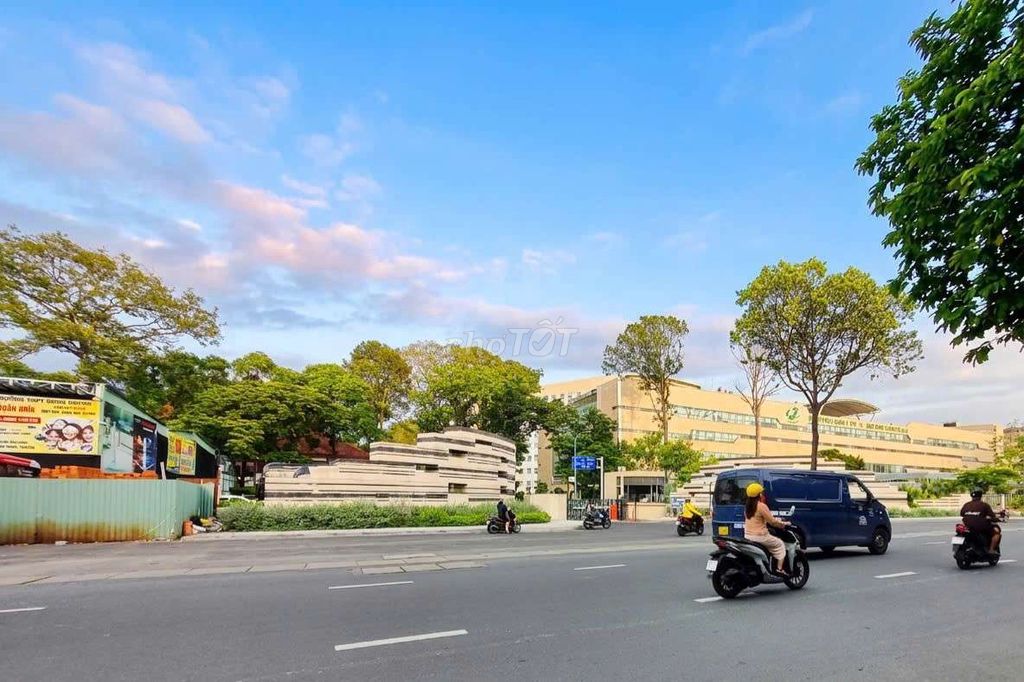 Near Bv.175 Nguyễn Kiệm-Q.Gò Vấp Business Front.
