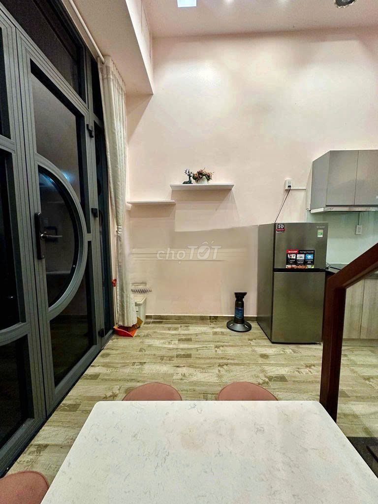 Trần Nguyên Đán District 1 20 m 1 .1 .1 .2 roof 2 bedroom 2