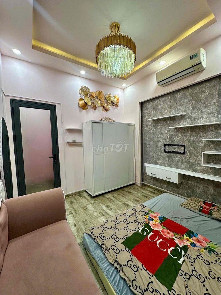 Trần Nguyên Đán District 1 20 m 1 .1 .1 .2 roof 2 bedroom 2