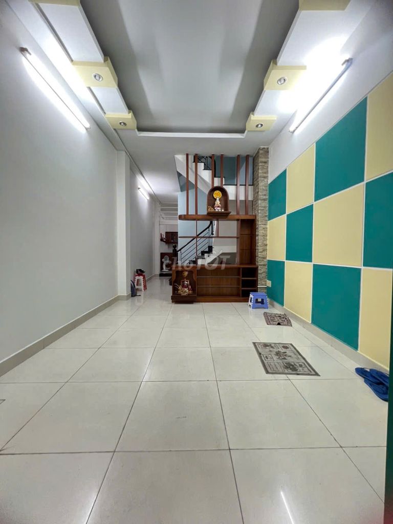 Rent an alley house 565/89 Nguyễn Trãi. Fourth floor (4 bedroom, 3 toilets)