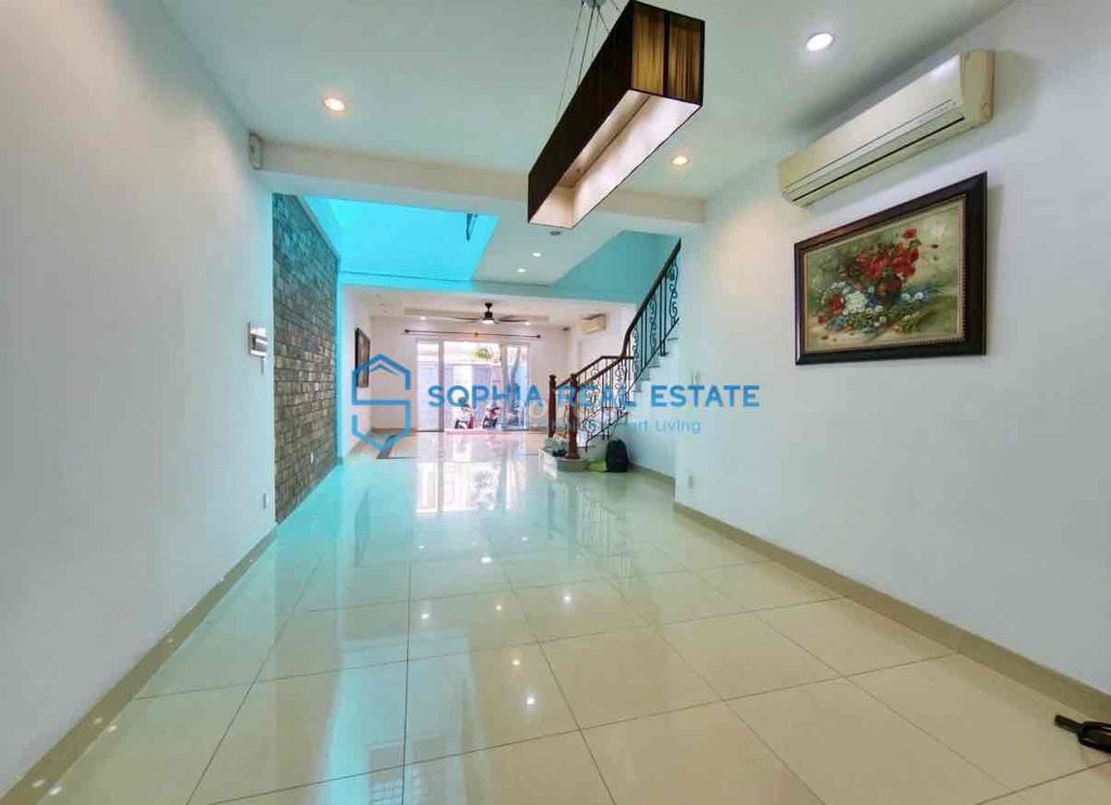 Very rare! New house 100 percent! parking lot - suitable At + vp okila