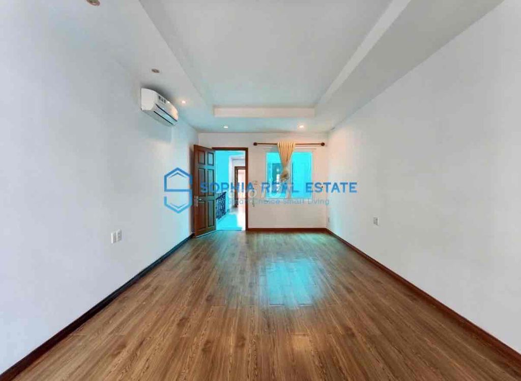 Very rare! New house 100 percent! parking lot - suitable At + vp okila