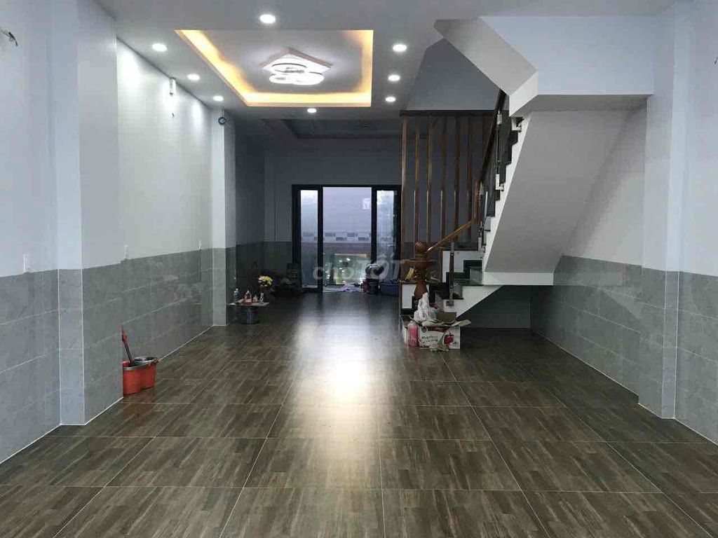 Rent a house - shophouse - 207 offices - showroom - training class
