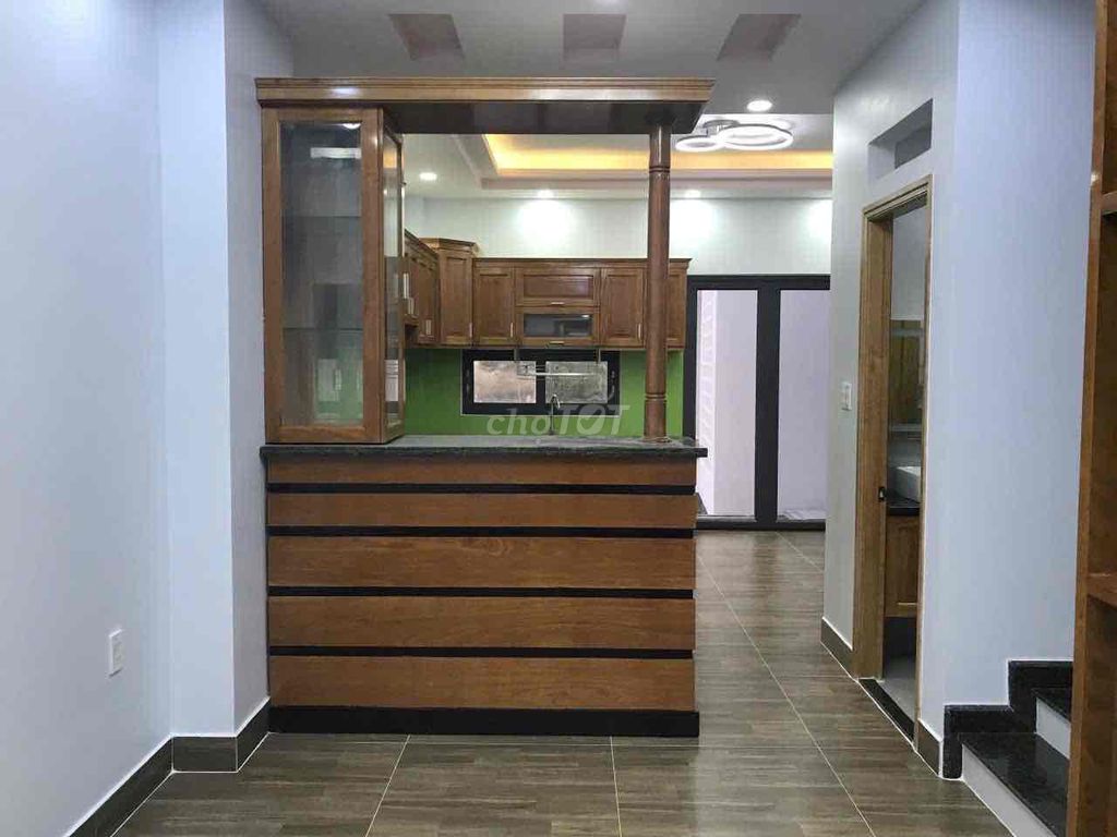 Rent a house - shophouse - 207 offices - showroom - training class