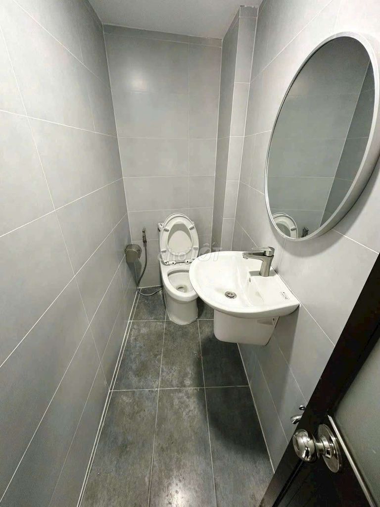 Lê Thiệt cash. Tân Phú (3 bedrooms, 3 toilets). Area using 144 m2