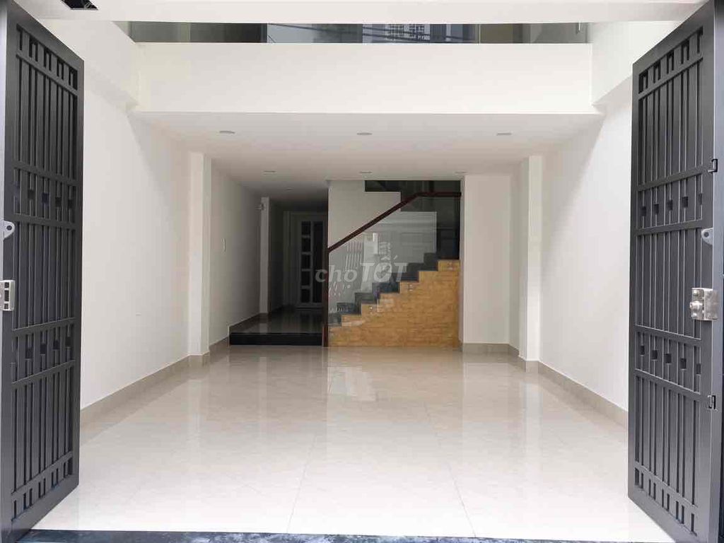 Nice 4th floor_5 bedroom_4 toilets_ Nơ Trang Long,730 13, Bình Thạnh