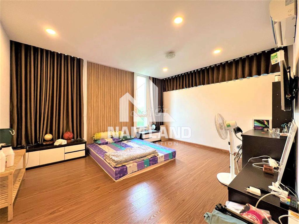 The villa apak has the basic interior for 50 million.