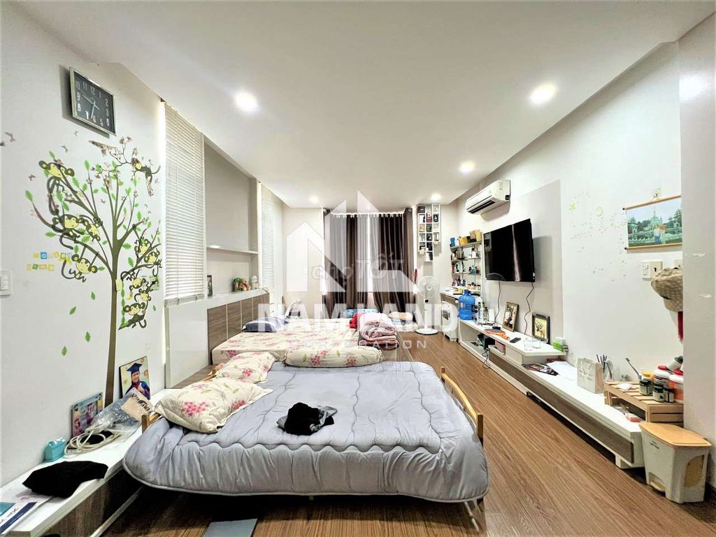 The villa apak has the basic interior for 50 million.