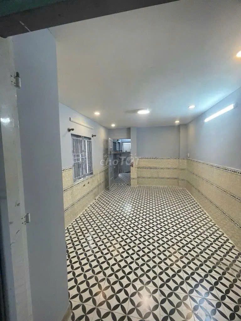 Nc Huỳnh Văn Bánh 40 m2 1 .1 3rd floor bedroom 3 toilets