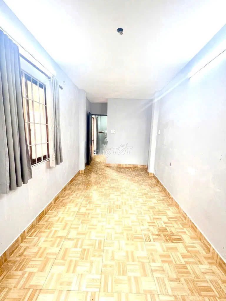 Nc Huỳnh Văn Bánh 40 m2 1 .1 3rd floor bedroom 3 toilets