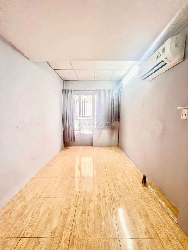 Nc Huỳnh Văn Bánh 40 m2 1 .1 3rd floor bedroom 3 toilets