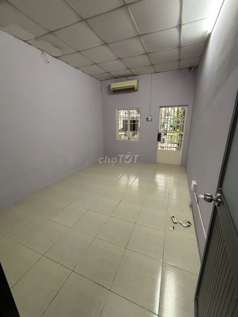 Cao Thắng Alley with February 3nd, 2nd floor bedroom 2 toilet, 3.5 meters, 13.5 million