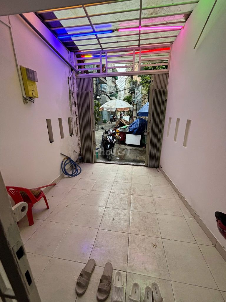 Cao Thắng Alley with February 3nd, 2nd floor bedroom 2 toilet, 3.5 meters, 13.5 million