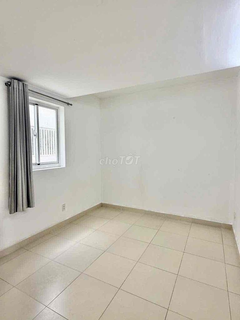 Rent apartment 100 meters 2 3 bedrooms