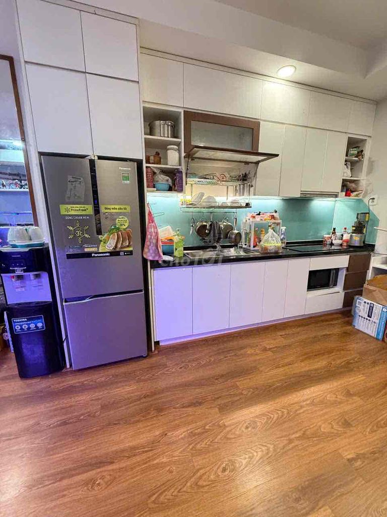 Two bedrooms. Two balcony, 90 meters.