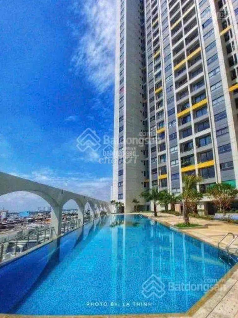 Two bedrooms. Two balcony, 90 meters.