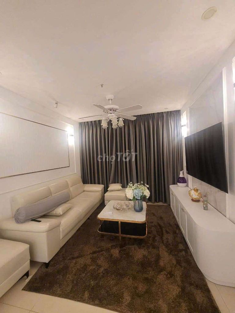 Rent Cityland apartment. Two cheap toilets for 13 million a month.