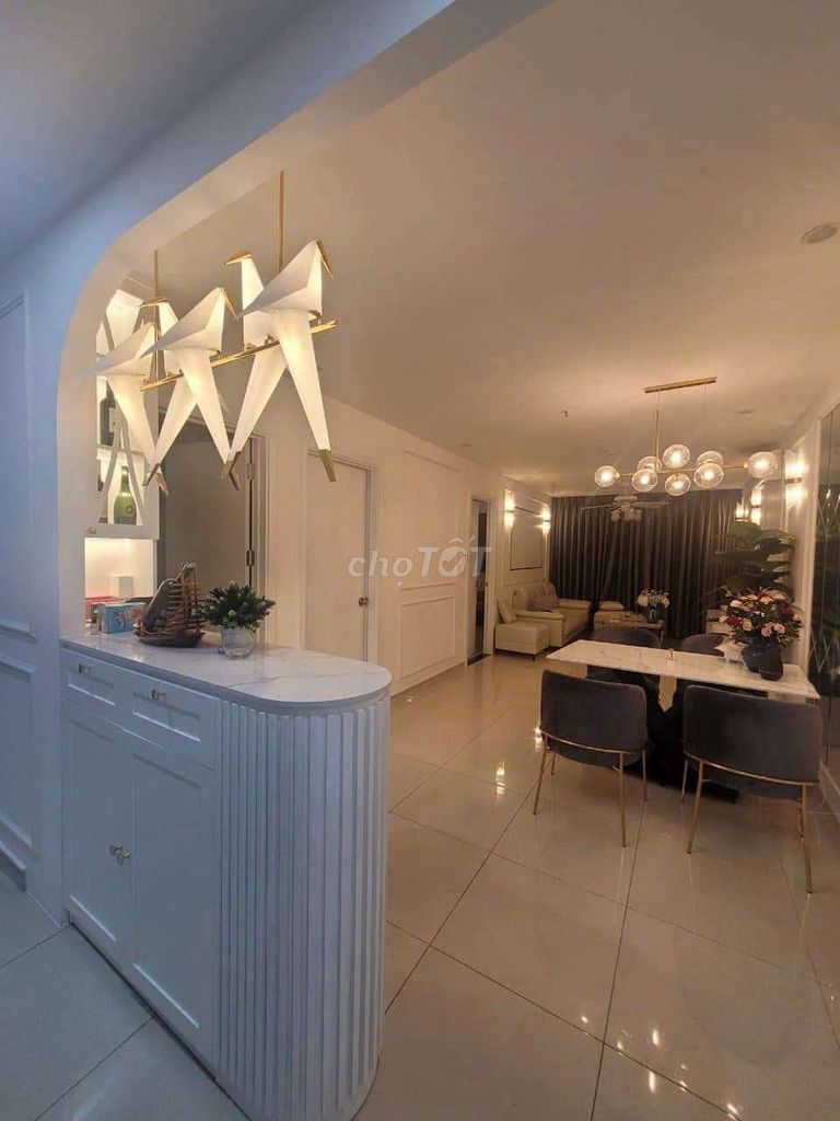 Rent Cityland apartment. Two cheap toilets for 13 million a month.