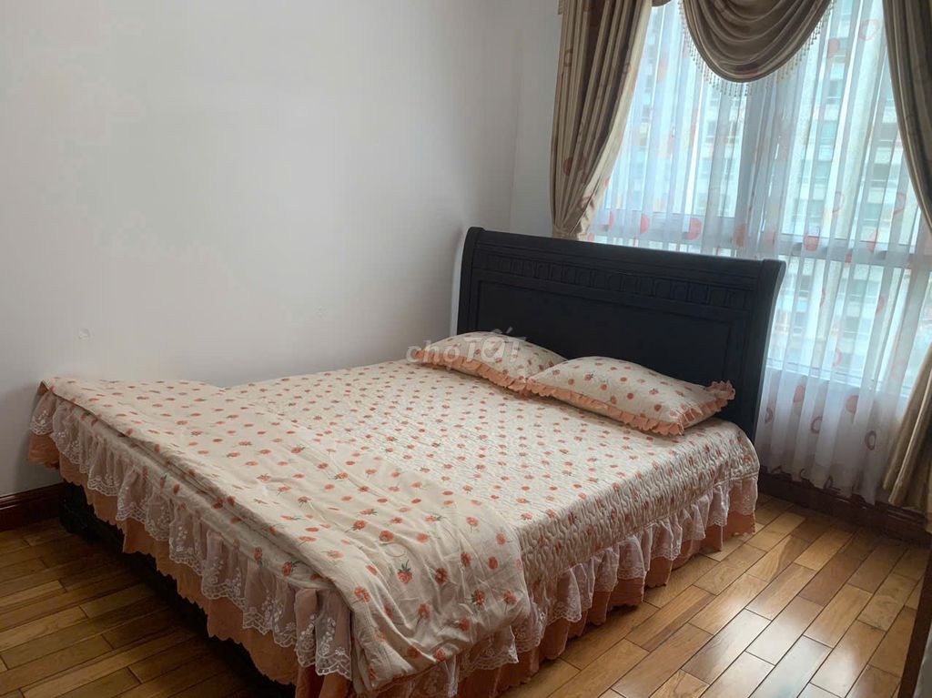 2 Beautiful Bedrooms