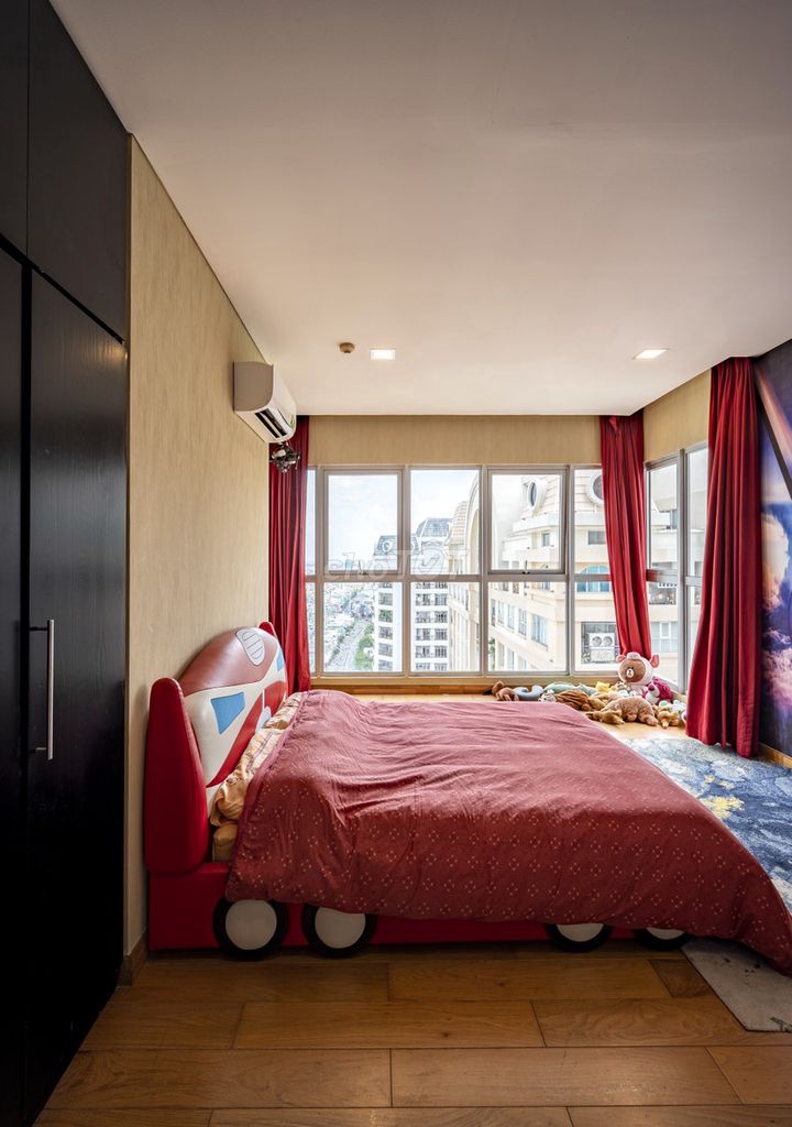 Renting apartment Lữ Gia, 11th District Penthouse 180 meters, 4 bedrooms, Price: 25 million.