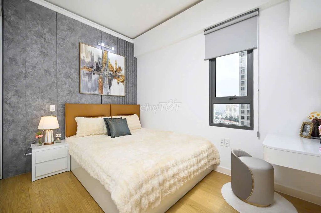 Masteri Thảo Điền rents two bedrooms, two toilets, nice corner.