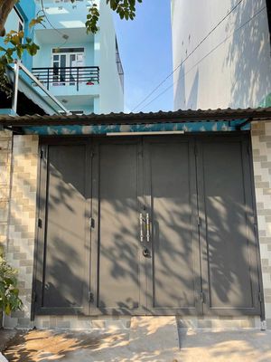 Renthouse 4 x22 meters. 4/4 m. Tô Hiệu.g.:10 million
