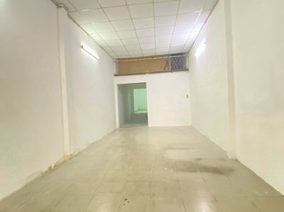 Renthouse 4 x22 meters. 4/4 m. Tô Hiệu.g.:10 million