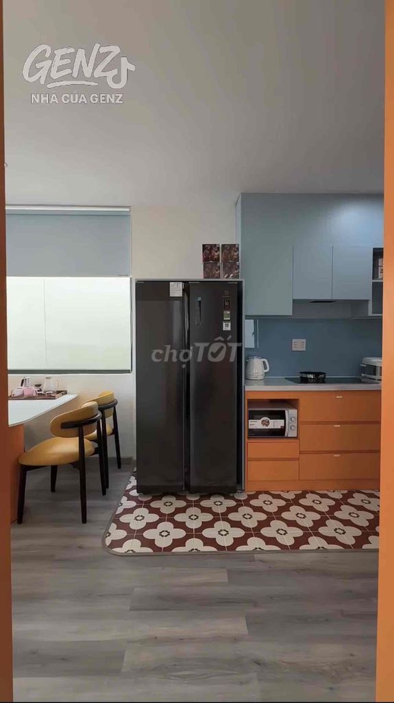 Two bedrooms. Two bathrooms. Full Sư Vạn Hạnh interior.
