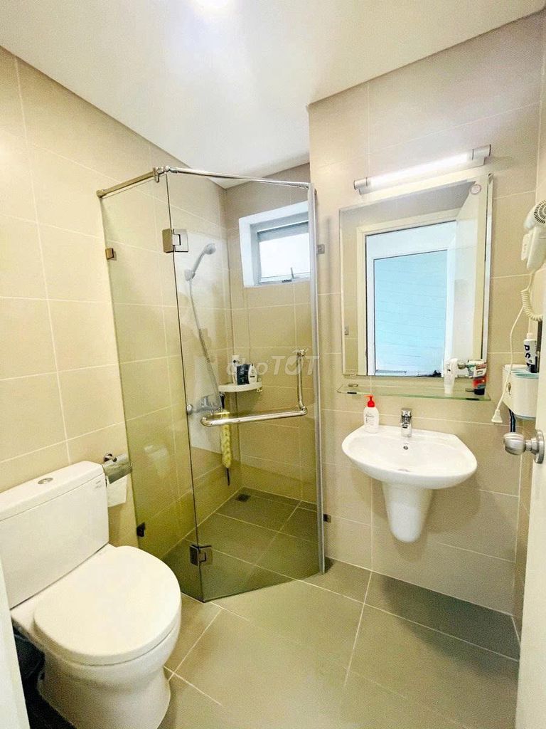 Rent LuxGarden District 7-Two bedrooms with garden gardens.