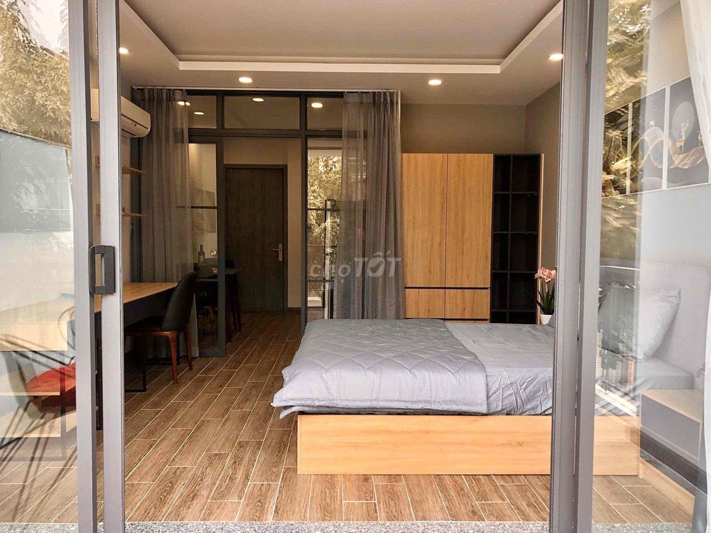 Rent an apartment in 7th.