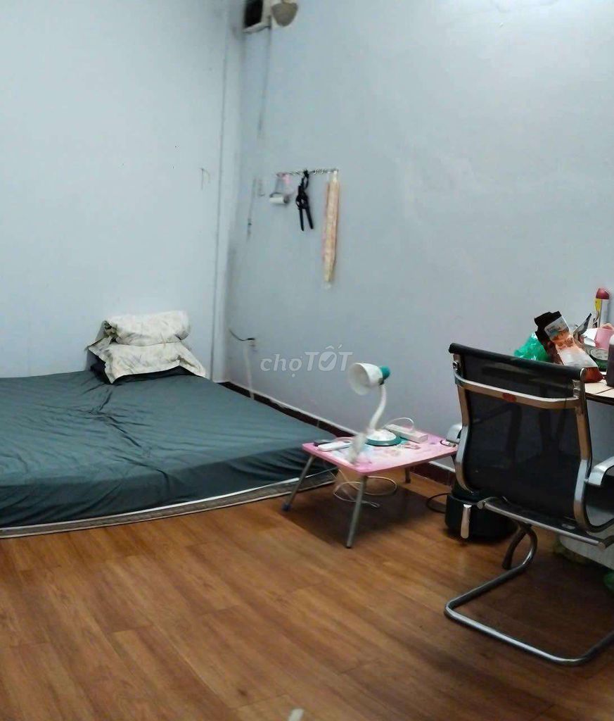 Rent a cash room 188 Đinh Bộ Lĩnh, 17 m2, basic interior, 3 million