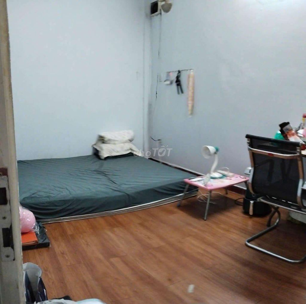 Rent a cash room 188 Đinh Bộ Lĩnh, 17 m2, basic interior, 3 million