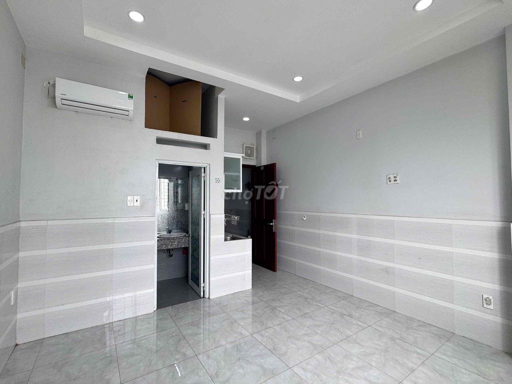 Responsor an open window studio close to Lotte Him Lam tdt District 4 District 1 Central So