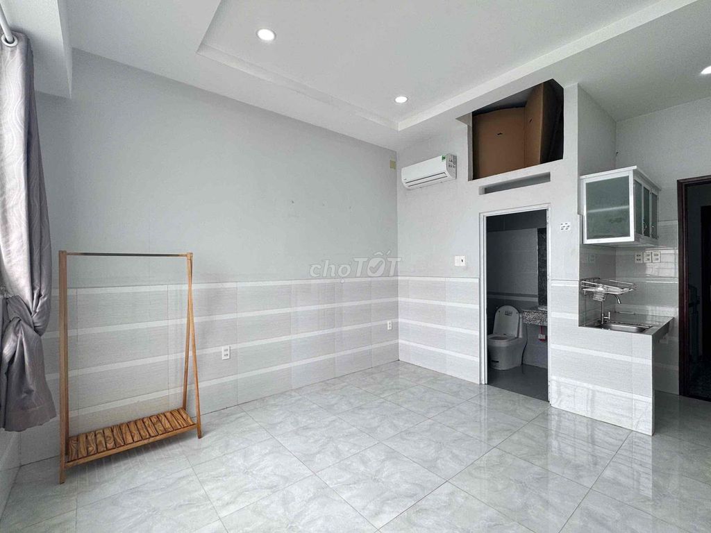 Responsor an open window studio close to Lotte Him Lam tdt District 4 District 1 Central So