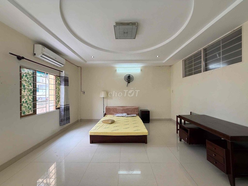 2 bedrooms Bancol - only for women rent - 50 meters wide