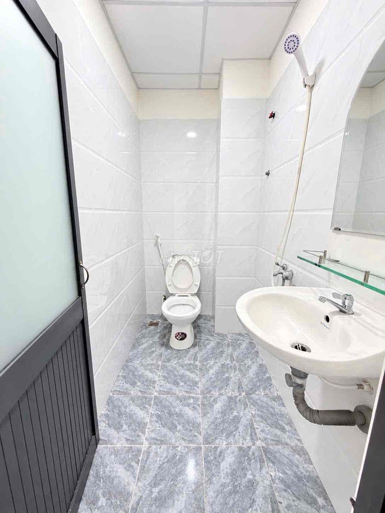 The studio's just opened cheaply near the University of Love, five Gò Vấp fall.