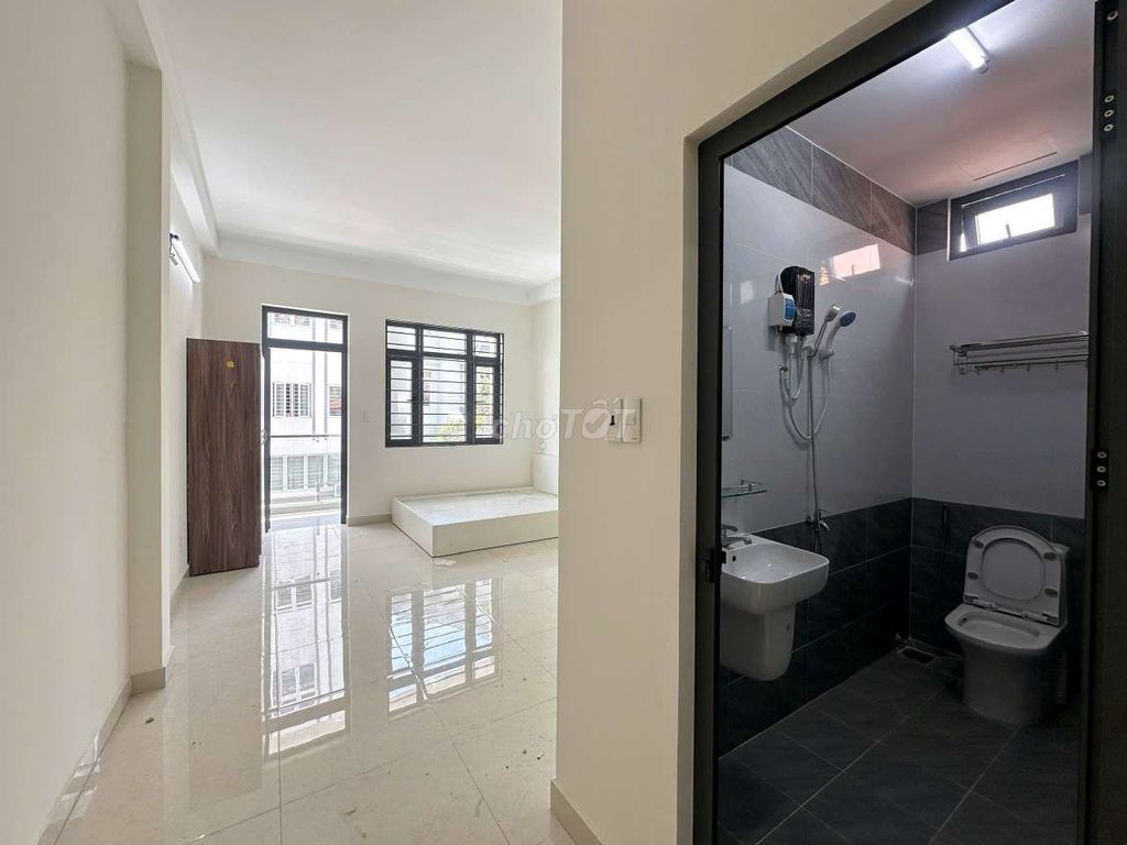 It's the studio - 40 M2 balcony - Tân Sơn Nhì - Tân Phú
