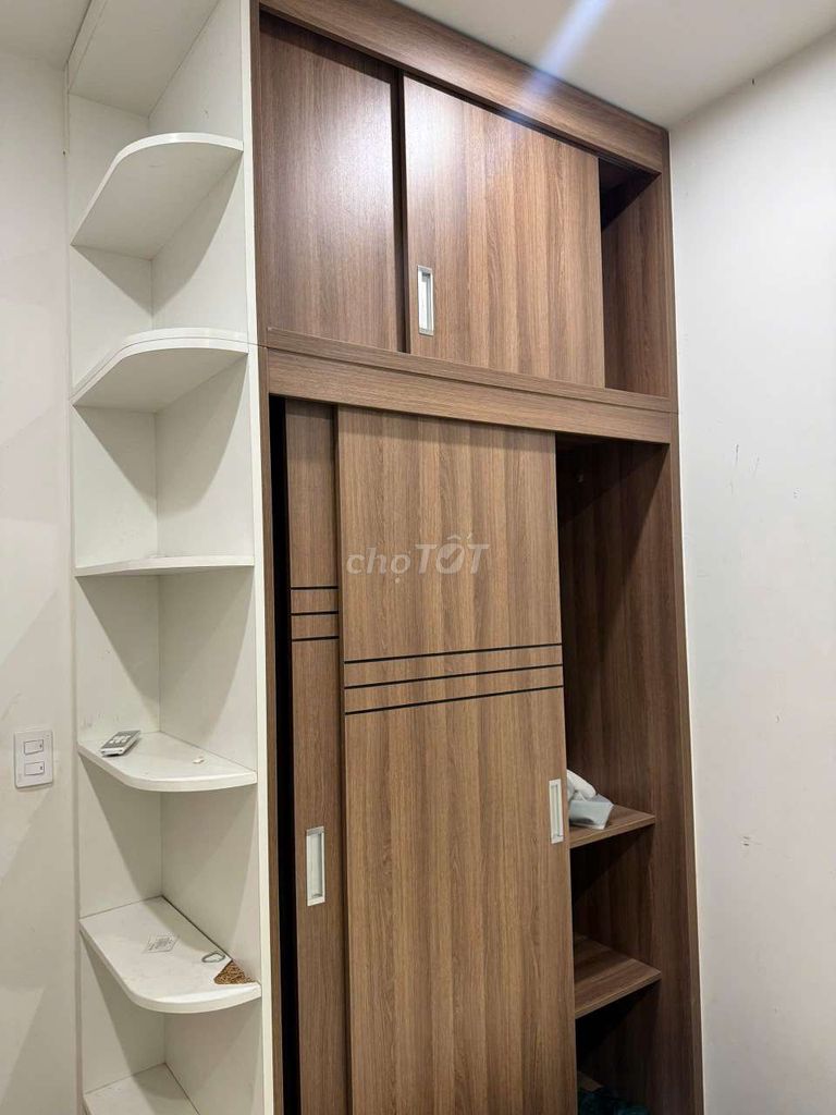 Rent Saigon Avenue apartment now.