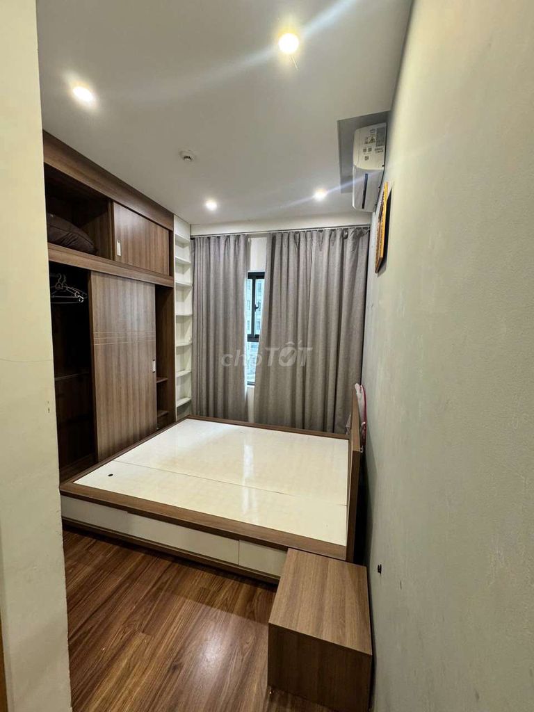 Rent Saigon Avenue apartment now.