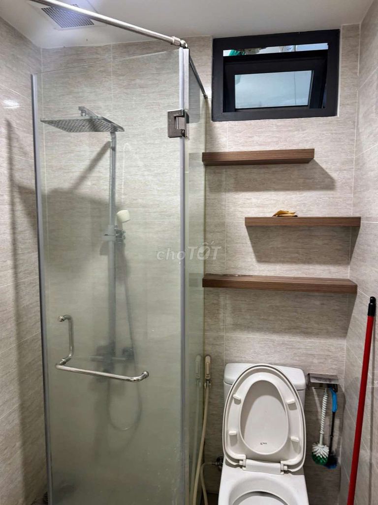 Rent Saigon Avenue apartment now.