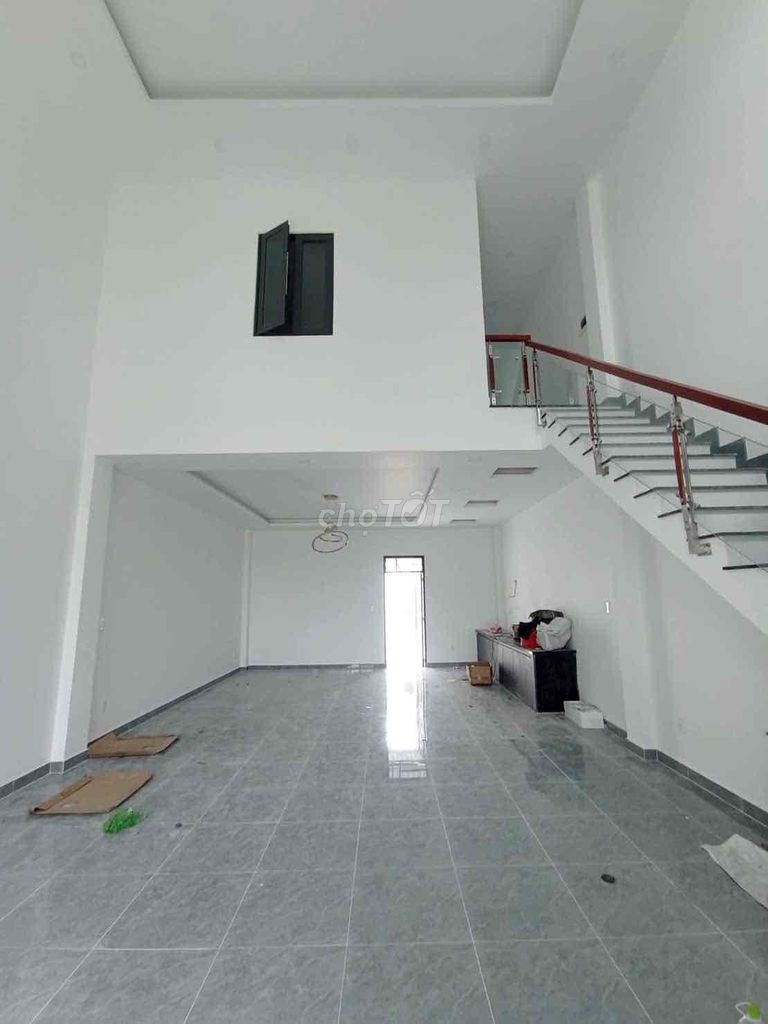 Rent a new house 100% of 8 million - 2 bedrooms - truck road - parking lot