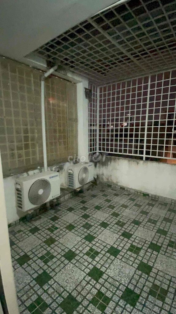 Rent a traffic alley 4th floor - fix 9 P.P. 3 t1