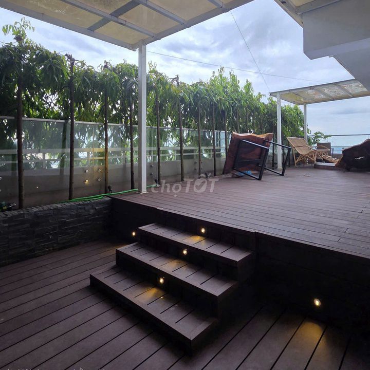 Rent an apartment at the corner corner corner corner 368 m2