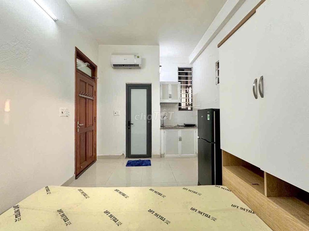 The entire interior studio is only 5 million and 5 right in the middle of 7th.